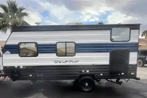 WOLFPUP 16BHS LIGHTWEIGHT SLEEPS5