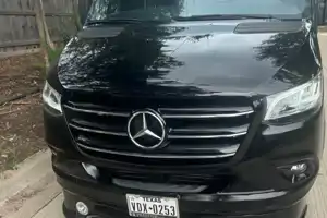 Kendevrick's Ultimate Toys Mercedes Mercedes Class B