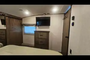 Z&S Home on Wheels w/Bunk Room