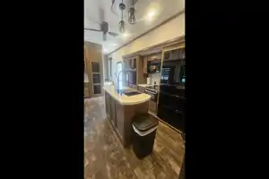 Z&S Home on Wheels w/Bunk Room