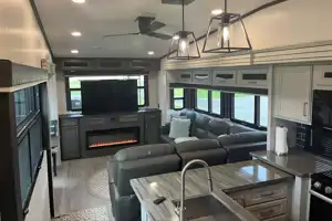2025 Keystone Cougar Midnight Edition 320RD Fifth Wheel
