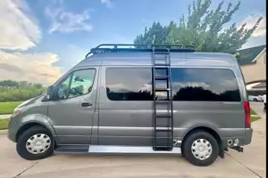 Mercedes-Benz Luxury Sprinter 144