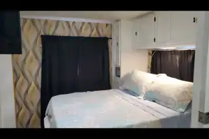 32' Coachmen Motorhome - Family Friendly, newly remodeled & Fully equipped!
