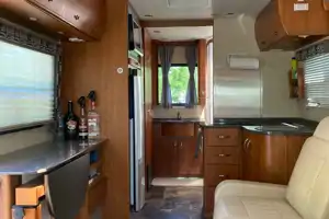 Fern‘s Travel Sprinter Van