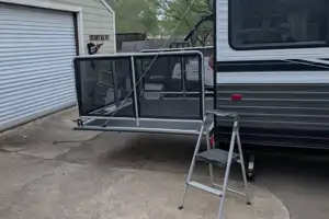 Gumby`s Forest River Ozark 2700TH Toy Hauler