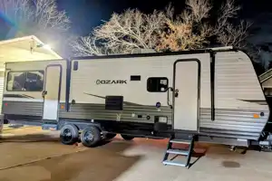 Gumby`s Forest River Ozark 2700TH Toy Hauler