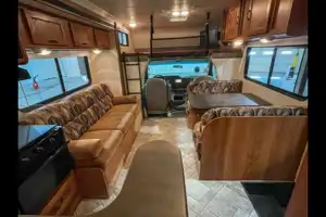 Family Bunkhouse RV – Sleeps 10, Fully Stocked!