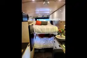 Inspira Van (Ford Transit 250, 4x4, 4 saisons)