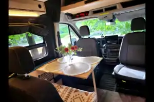 Inspira Van (Ford Transit 250, 4x4, 4 saisons)