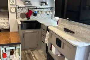 Tony's Coleman 24BH Travel Trailer