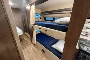 Ken's Thor Motor Coach A.C.E Class A