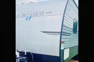 summerlin’s Prime Time Avenger lt Travel Trailer