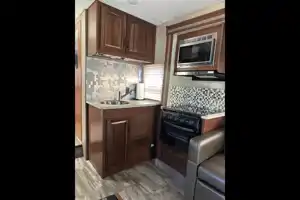 Forest River Forester 2861DS  Luxury Spacious