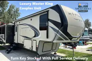 330-RL wonderful couples layout, King bed with a large comfortable rear living room (Video Walk Though) FULLY stocked & turnkey ready