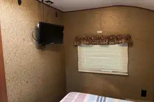 Spacious Crossroads Oasis