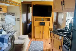 M and R Rvs Forest River wildwood Travel B UNITTrailer