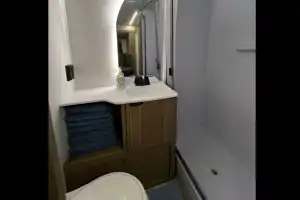 Nomadic Nature Rentals w Luxury Amenities (Lemonade)