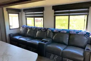 Fantastic 2021 Forest River RV Cherokee Arctic Wolf Suite 3770