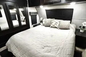 J&L RV rental & towing, bunkhouse fifth wheel