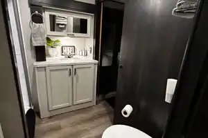 J&L RV rental & towing, bunkhouse fifth wheel