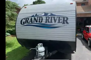 Ultralight Grand River 19BH Travel Trailer
