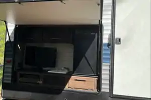 Viola's Crossroads Zinger Travel Trailer