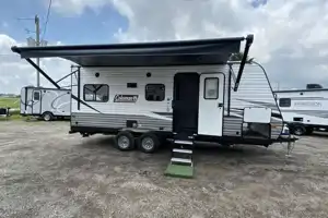 Scott & Sarah's 2022 Coleman Lantern LT 202RD Travel Trailer