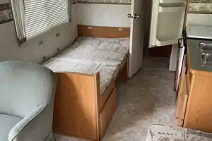 Charles's Fleetwood Dakota Fifth Wheel