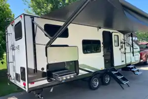 BRAND NEW Grand Design Imagine 25DBE Luxury Trailer