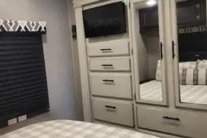 Go and Do RV Rentals - Family Friendly Luxurious  Class C
