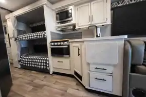 Go and Do RV Rentals - Family Friendly Luxurious  Class C