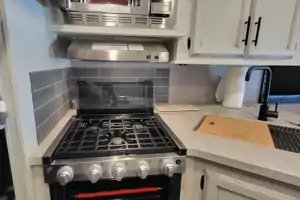 Go and Do RV Rentals - Family Friendly Luxurious  Class C