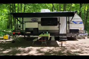 Honey Bee - LIKE NEW, Family Bunkhouse #happytrailsawait