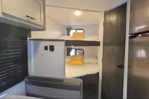 Honey Bee - LIKE NEW, Family Bunkhouse #happytrailsawait