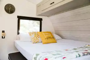 Honey Bee - LIKE NEW, Family Bunkhouse #happytrailsawait