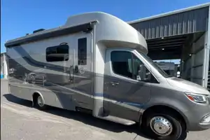 2021 Tiffin Wayfarer 25RW Class C