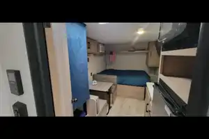 Rhiannon's Coleman 17B Travel Trailer