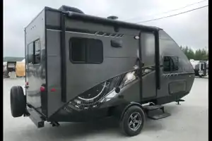 Aura 20
