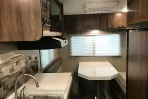 Aura 20