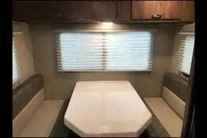 Aura 20