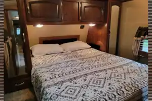 Hideaway RV rentals fur baby friendly Keystone outback 323bh