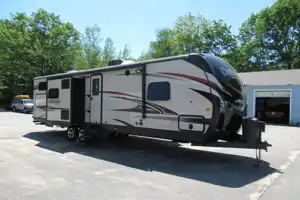 Hideaway RV rentals fur baby friendly Keystone outback 323bh