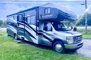 De Luxe Fleetwood 31N 8 places Classe C