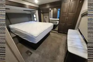 Rv Rentals Way of Life's Keystone Avalanche 338GK Fifth Wheel CA2