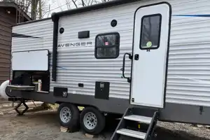 Steve and Erin’s Prime Time Avenger Travel Trailer