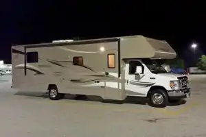 Adam's Winnebago Minnie Winnie Class C