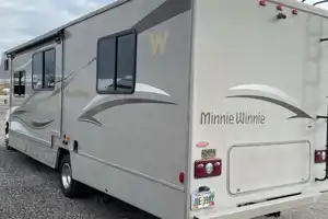 Adam's Winnebago Minnie Winnie Class C