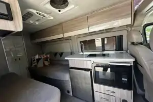 Thor Motor Coach Sequence 20 L Class B