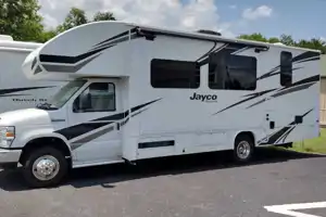 Like NEW Jayco RedHawk Ready for your Next Family Adventure 