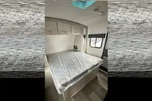 Sergio's and Yanet's Cruiser RV 277BHS Travel Trailer